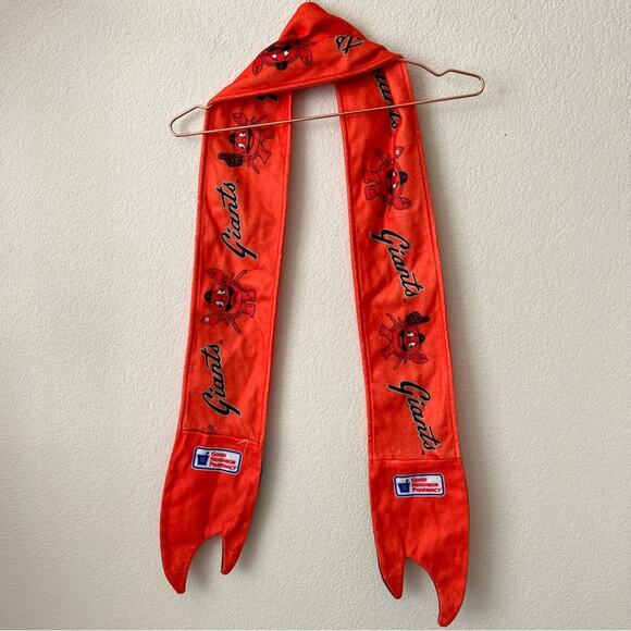 SF Giants Crazy Crab Fleece Scarf MLB San Francisco orange black - Picture 3 of 3